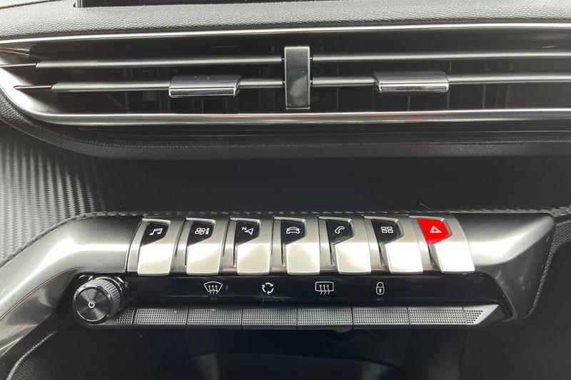 Used Peugeot 3008 for sale - 78109539: Photo 32