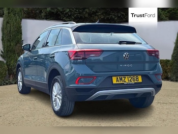 Used Volkswagen T-Roc 2023 for sale - 79184116: Photo
