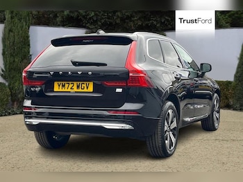 Used Volvo XC60 2023 for sale - 79102517: Photo