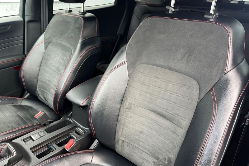 Used Ford Kuga 2022 for sale - 76949178: Photo 19