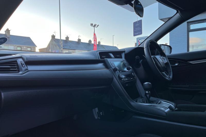 Used Honda Civic 2019 for sale - 77211010: Photo 18