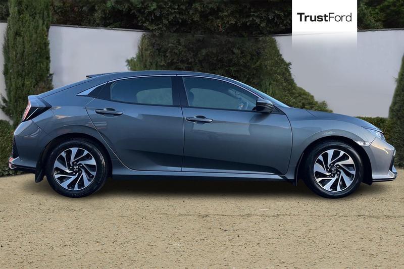 Used Honda Civic 2019 for sale - 77211010: Photo 3