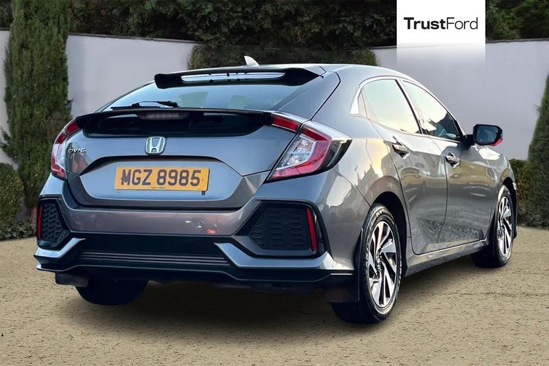 Used Honda Civic 2019 for sale - 77211010: Photo 4