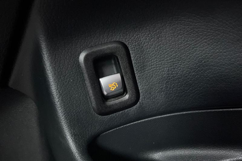 Used Mercedes-Benz GLC 2019 for sale - 77442008: Photo 24