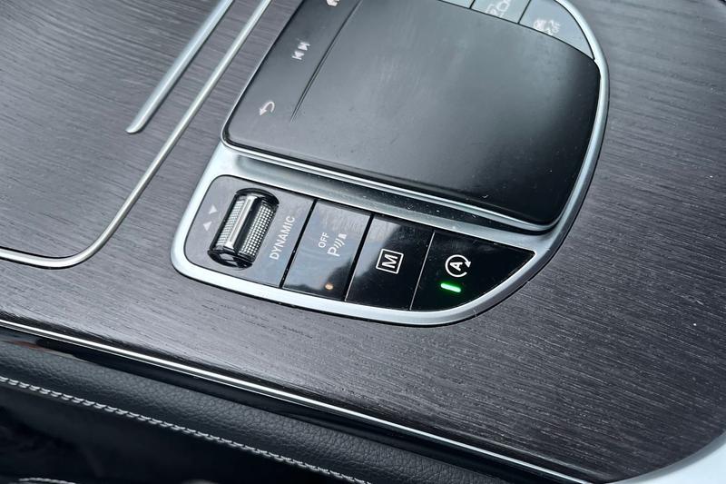 Used Mercedes-Benz GLC 2019 for sale - 77442008: Photo 28