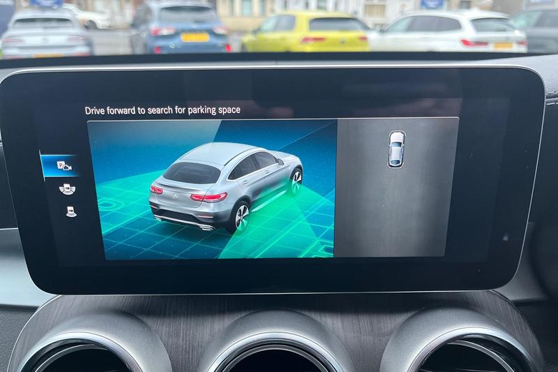 Used Mercedes-Benz GLC 2019 for sale - 77442008: Photo 38