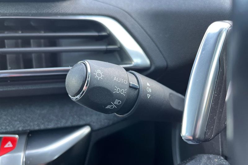 Used Peugeot 3008 2023 for sale - 77367659: Photo 14