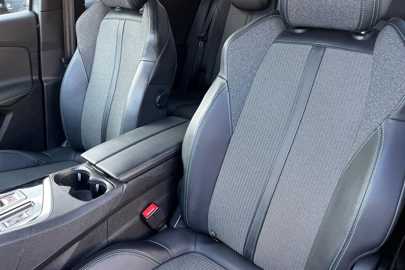 Used Peugeot 3008 2023 for sale - 77367659: Photo 19