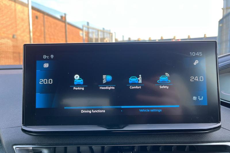 Used Peugeot 3008 2023 for sale - 77367659: Photo 35