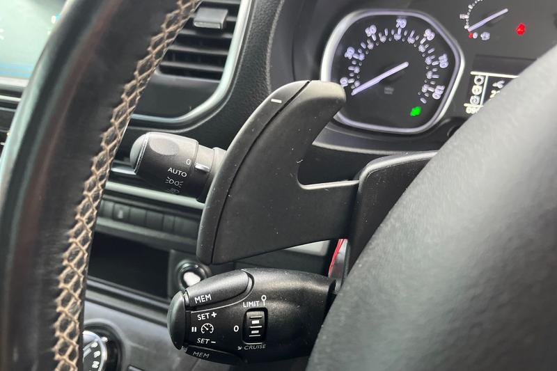 Used Peugeot Traveller for sale - 76862417: Photo 14