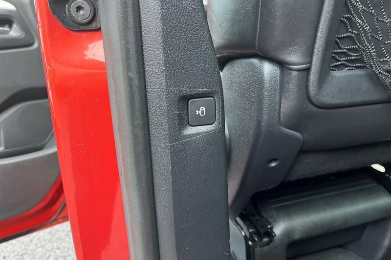 Used Peugeot Traveller for sale - 76862417: Photo 26