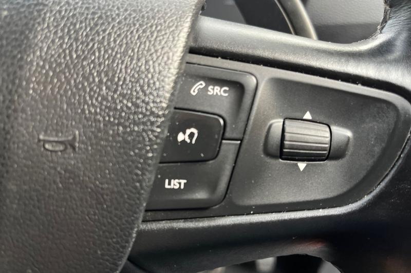 Used Peugeot Traveller for sale - 76862417: Photo 29