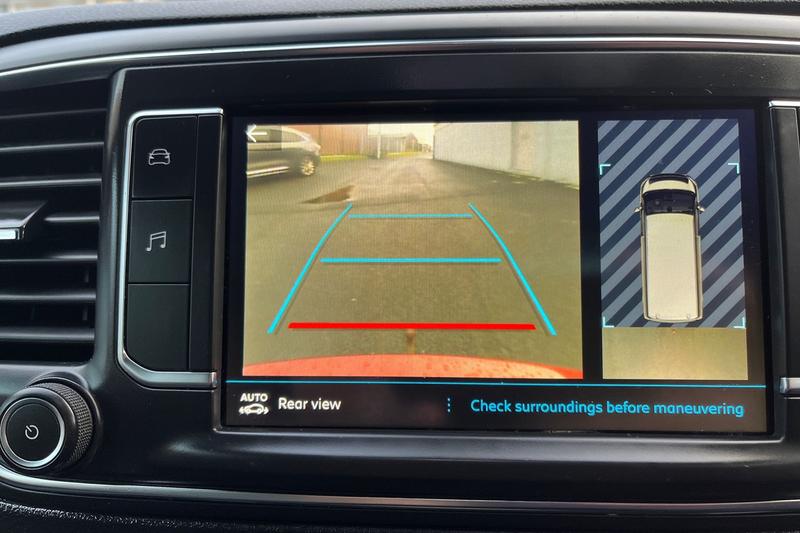 Used Peugeot Traveller for sale - 76862417: Photo 30