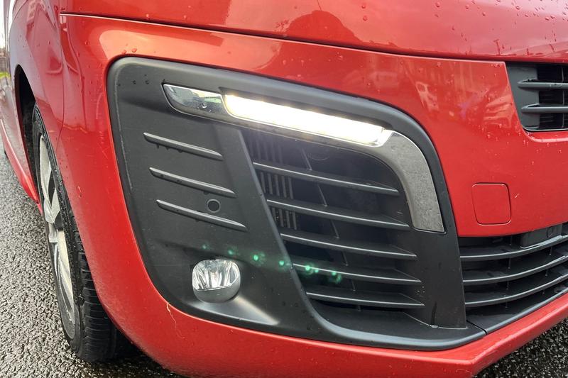 Used Peugeot Traveller for sale - 76862417: Photo 31