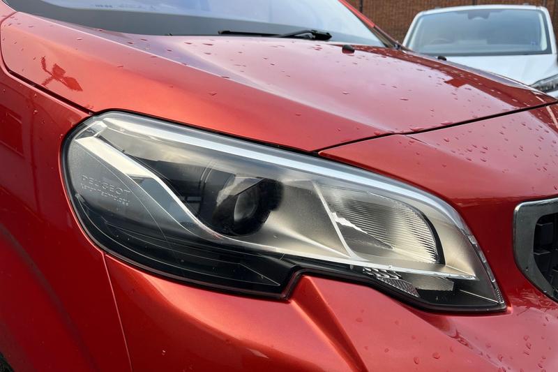 Used Peugeot Traveller for sale - 76862417: Photo 32