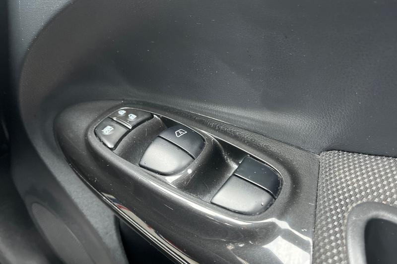 Used Nissan Juke 2016 for sale - 77541578: Photo 16