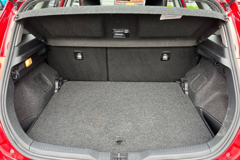 Used Toyota Auris 2015 for sale - 76494608: Photo 21