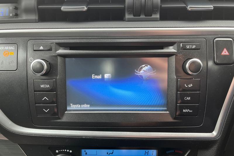 Used Toyota Auris 2015 for sale - 76494608: Photo 33