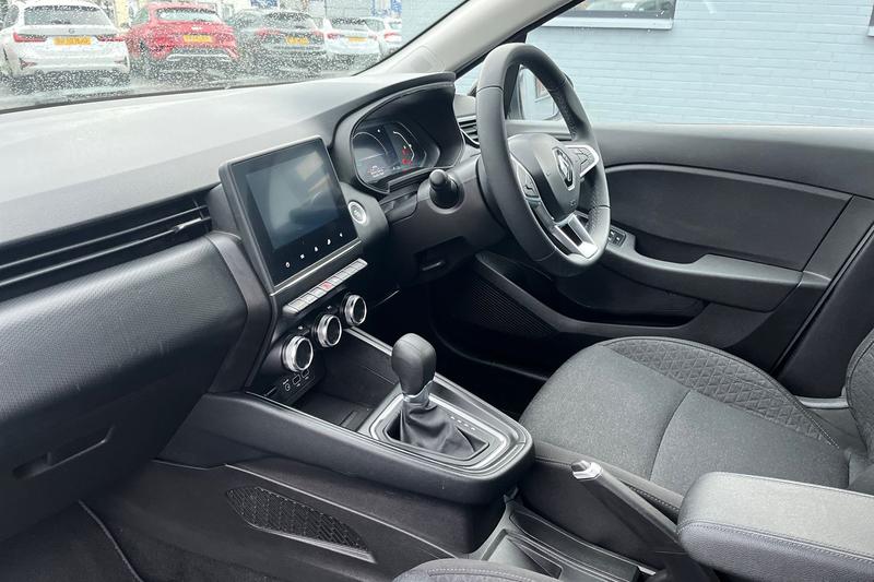 Used Renault Clio 2022 for sale - 76819172: Photo 18