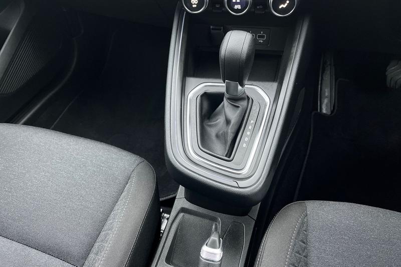 Used Renault Clio 2022 for sale - 76819172: Photo 29