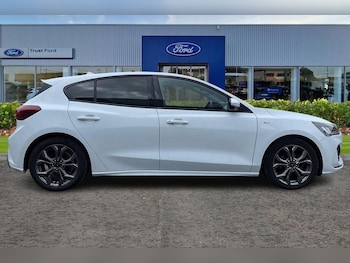 Used Ford Focus 2022 for sale - 75118401: Photo