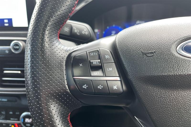Used Ford Kuga 2022 for sale - 76168311: Photo 38
