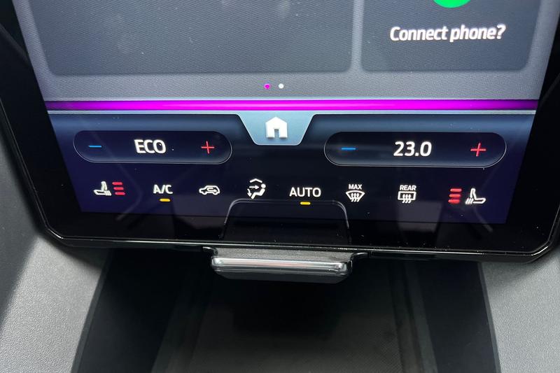 Used Ford Explorer 2025 for sale - 76803403: Photo 36