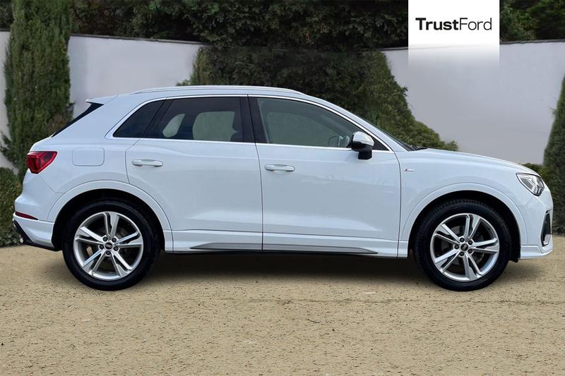 Used Audi Q3 2021 for sale - 76590122: Photo 3