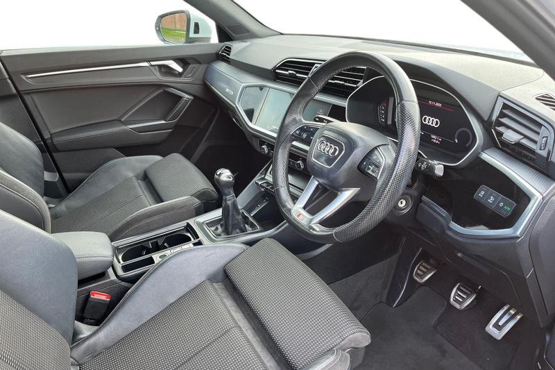 Used Audi Q3 2021 for sale - 76590122: Photo 9