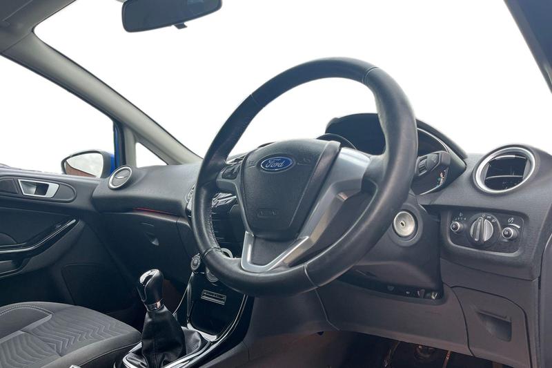 Used Ford Fiesta 2013 for sale - 77659792: Photo 9