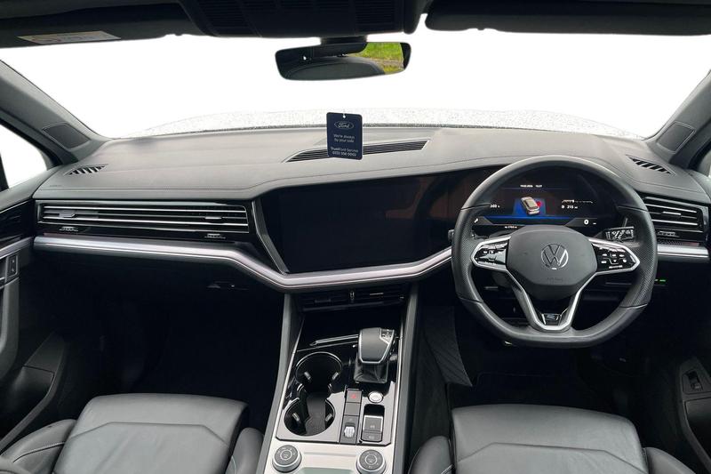 Used Volkswagen Touareg 2023 for sale - 77613641: Photo 10