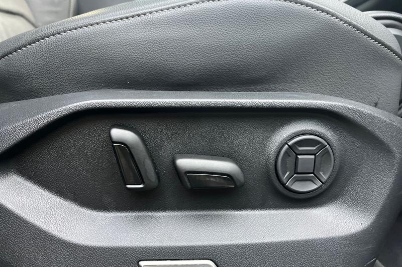 Used Volkswagen Touareg 2023 for sale - 77613641: Photo 33