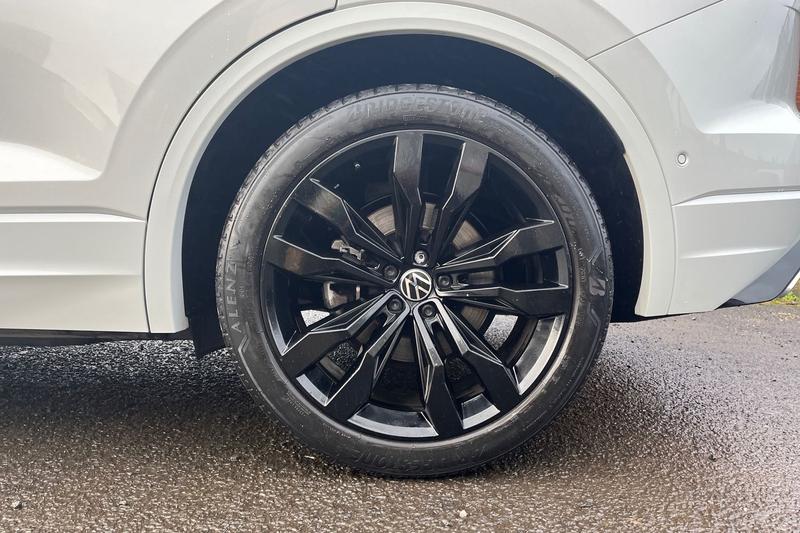 Used Volkswagen Touareg 2023 for sale - 77613641: Photo 8