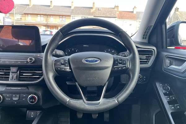 Used Ford Focus 2020 for sale - 76261051: Photo 12