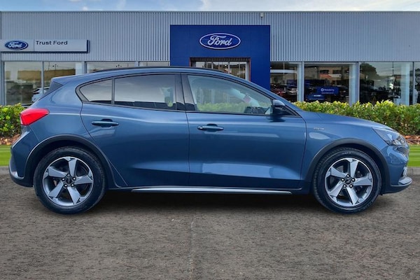 Used Ford Focus 2020 for sale - 76261051: Photo 3