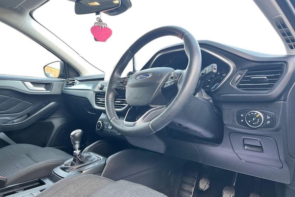 Used Ford Focus 2020 for sale - 76261051: Photo 9