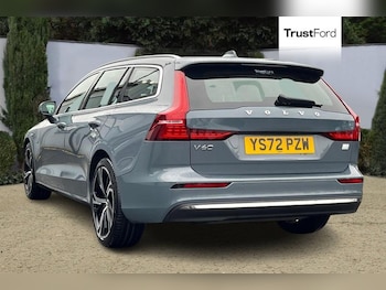 Used Volvo V60 2022 for sale - 77529052: Photo