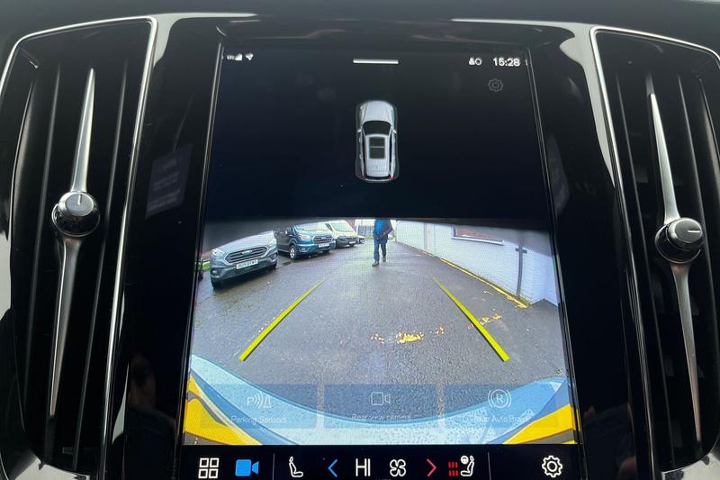 Used Volvo V60 2022 for sale - 77529052: Photo 33