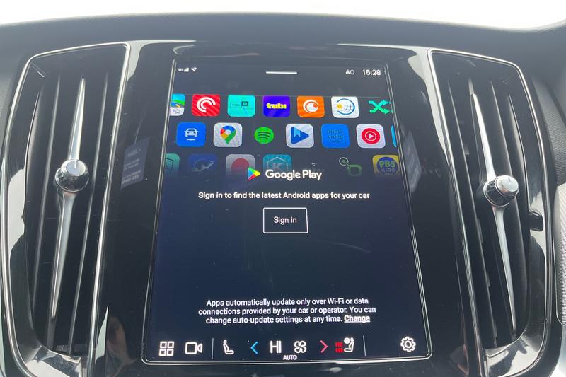 Used Volvo V60 2022 for sale - 77529052: Photo 34