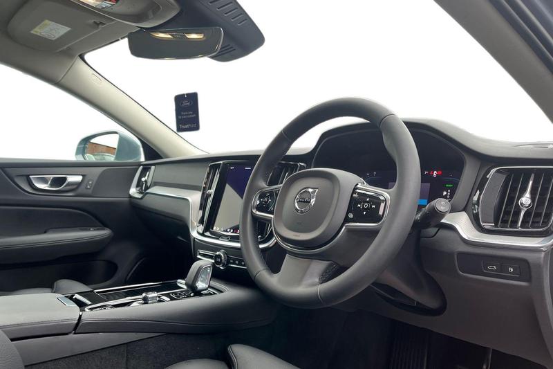 Used Volvo V60 2022 for sale - 77529052: Photo 9