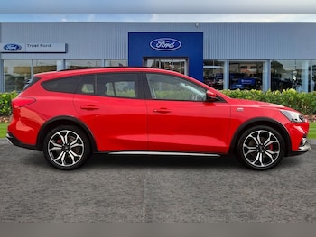 Used Ford Focus 2019 for sale - 77910271: Photo