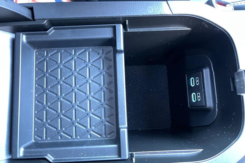 Used Toyota RAV4 2022 for sale - 77809611: Photo 32