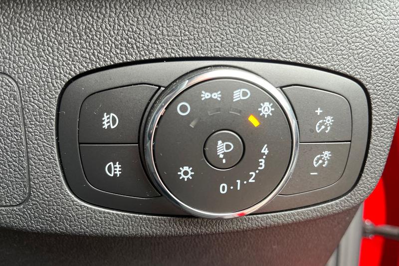 Used Ford Focus 2023 for sale - 76953817: Photo 27