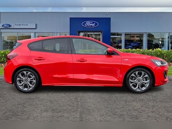 Used Ford Focus 2023 for sale - 76953817: Photo