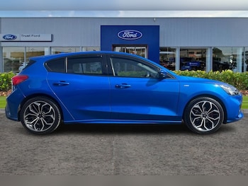 Used Ford Focus 2020 for sale - 78357178: Photo