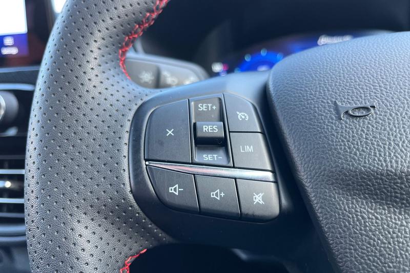 Used Ford Kuga 2023 for sale - 76089627: Photo 25