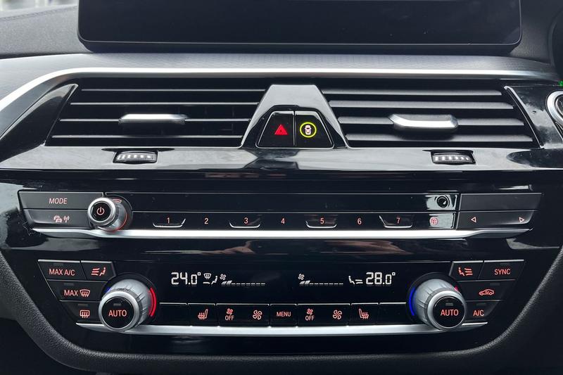 Used BMW 5 Series 2021 for sale - 76710145: Photo 32