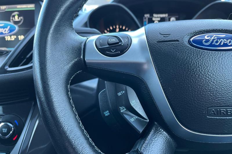 Used Ford Kuga 2016 for sale - 77809606: Photo 25