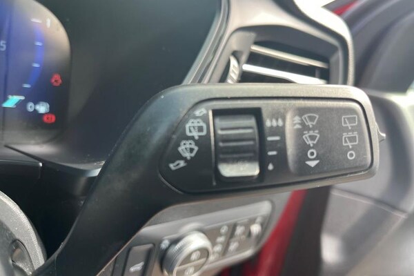 Used Ford Kuga 2022 for sale - 75598578: Photo 15