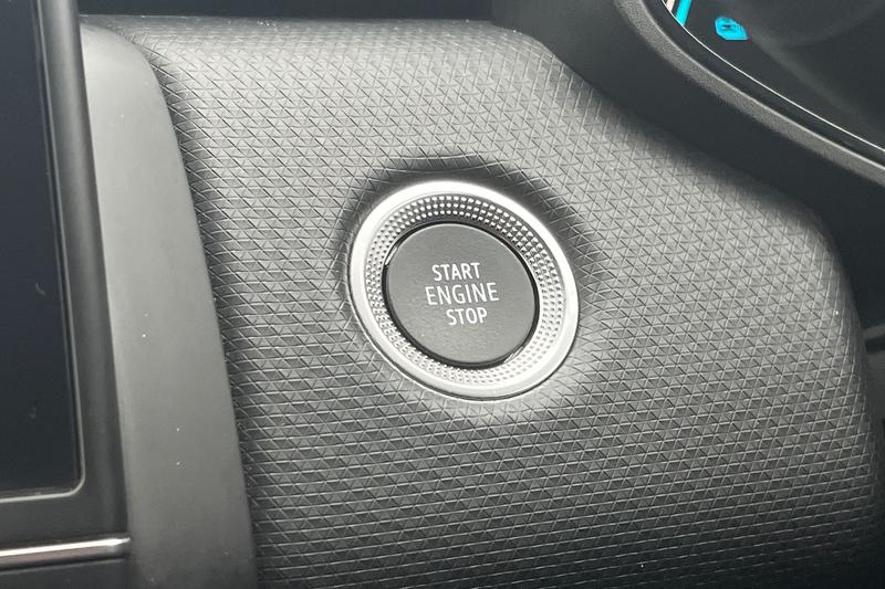 Used Renault Clio 2022 for sale - 76494625: Photo 36